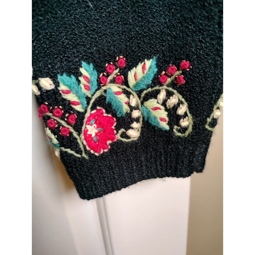 Coldwater Creek Women's 1X Black Turtleneck Sweater with Embroidered Floral - Picture 9 of 12